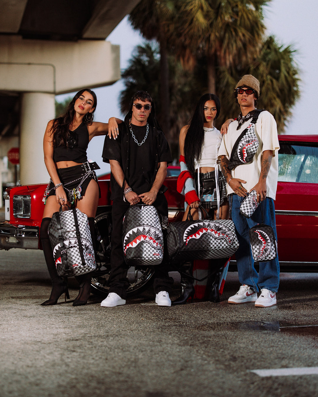 SCRIBBLE DRIBBLE CHECK POUCH